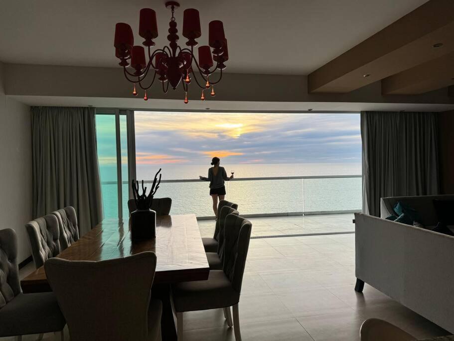 Appartement Departamento De Lujo Vista Al Mar Piso 15 à Mazatlán Extérieur photo