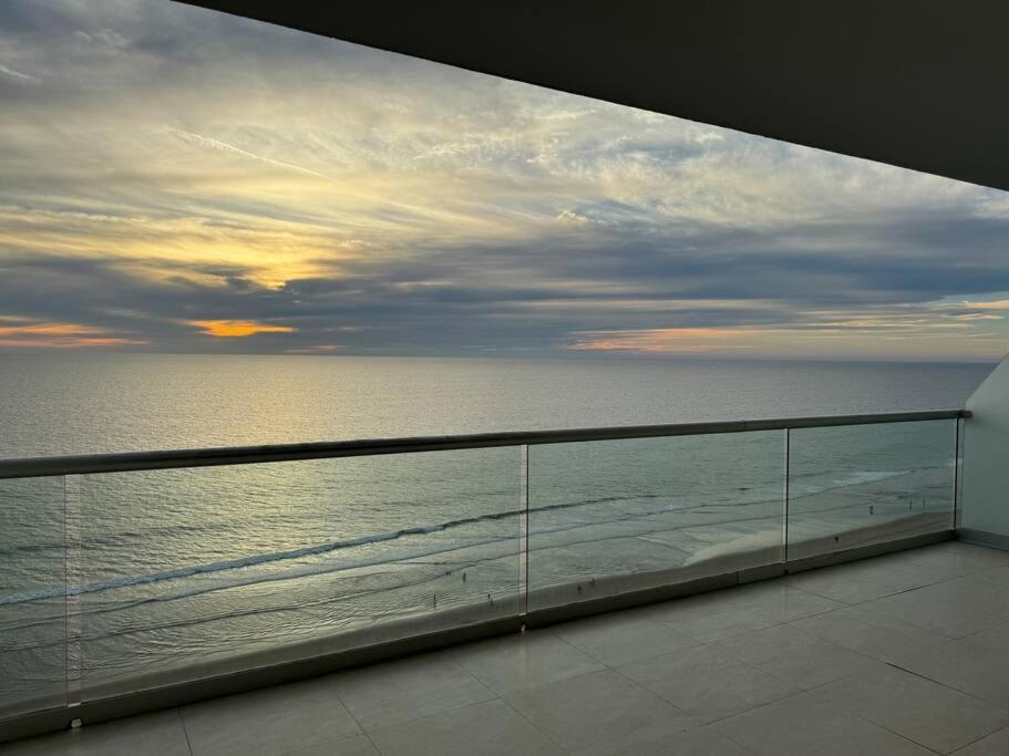 Appartement Departamento De Lujo Vista Al Mar Piso 15 à Mazatlán Extérieur photo